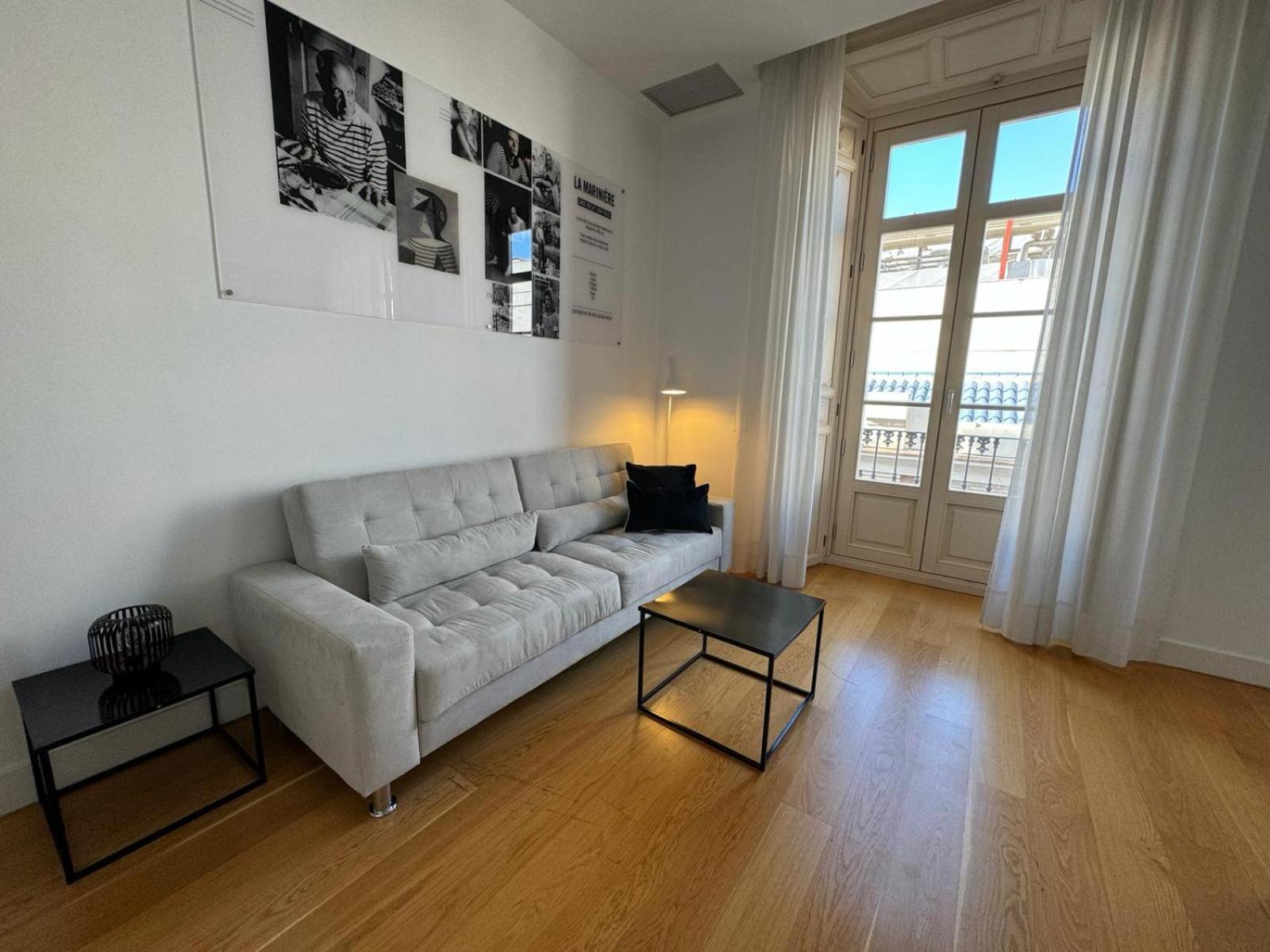 Echegaray Premium Cathedral 2 Apartment